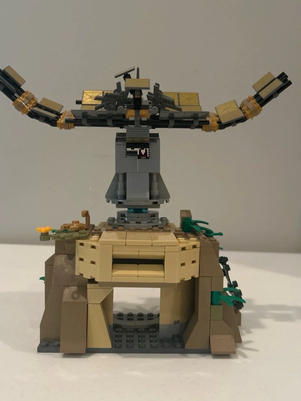 RETIRED Lego Wonder Woman vs Cheetah Set